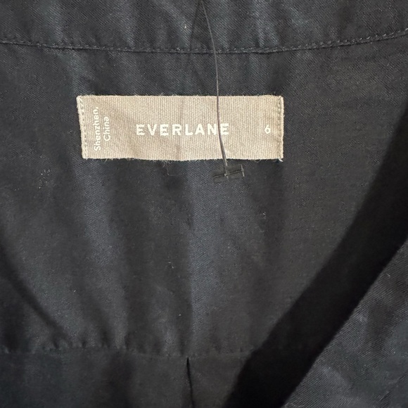 🖤 Everlane Black Button-Front Blouse – Size 6 - Picture 2 of 4